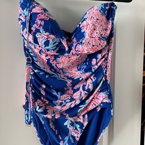 Lilly Pulitzer one piece swimsuit worn once. Excellent condition